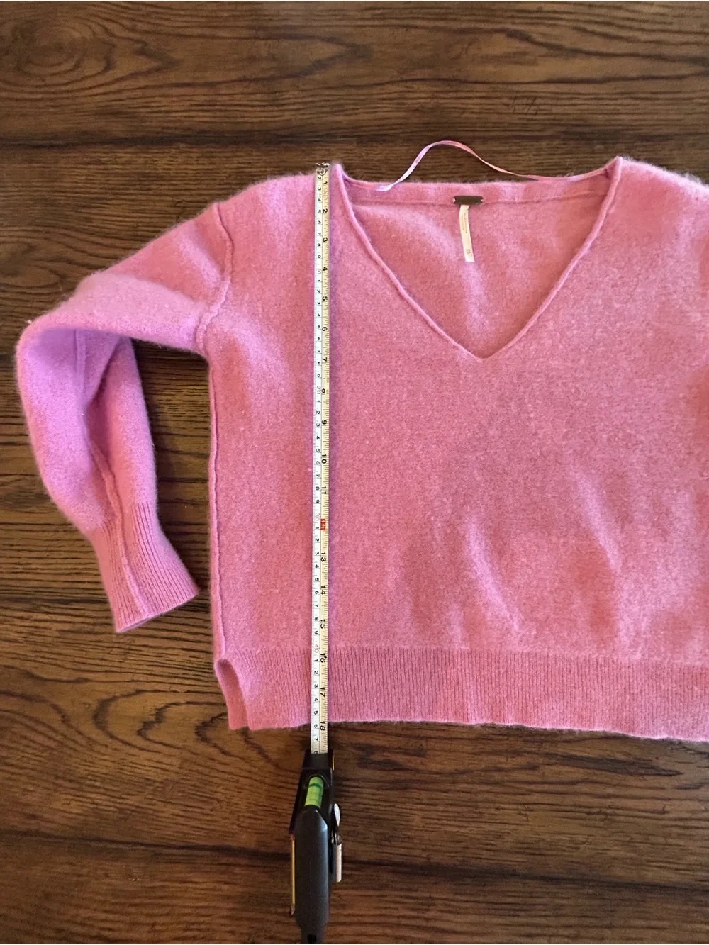 Free People pink cashmere cropped sweater